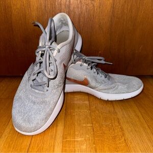 Size 8.5 Grey and copper Nike sneakers